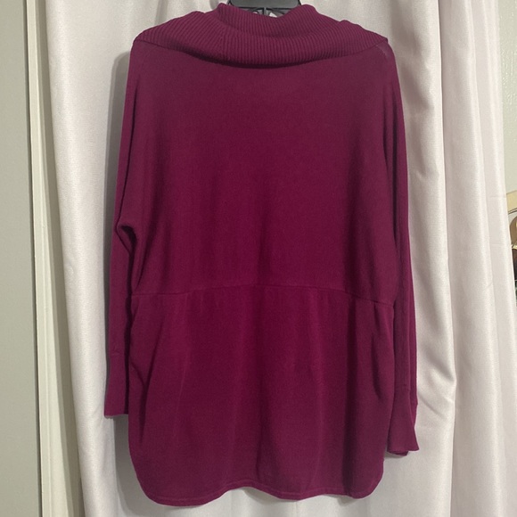 Crown & Ivy Cowl Neck Sweater Size L - Picture 8 of 9